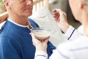 Espessantes alimentares: o que são, quais benefícios oferecem e para quem são indicados?