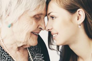 Fraldas geriátricas  - Quais são as fraldas geriátricas mais confortáveis?