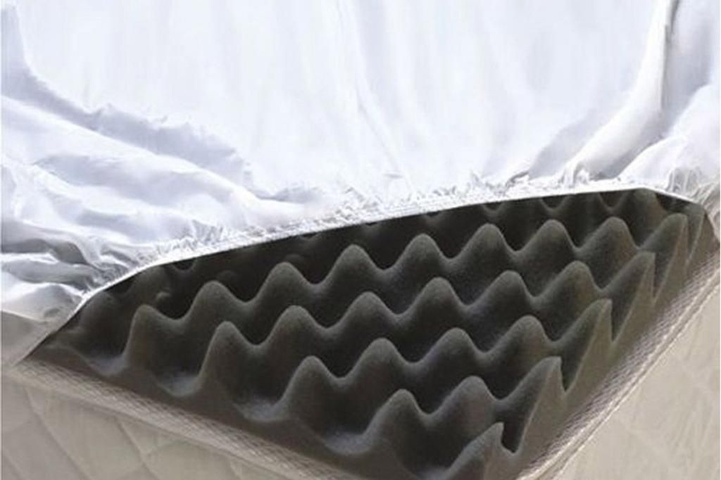 Protetor Siliconado para Colchão Caixa de Ovo Solteiro - Senior - 190 cm X 90 cm X 6 cm